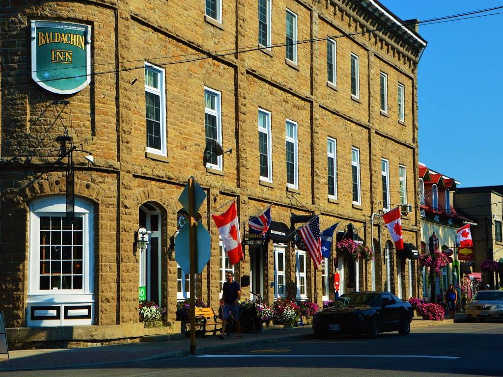Baldachin Inn | restaurant | 111 St Lawrence St, Merrickville, ON K0G 1N0, Canada | 3439250229 OR +1 343-925-0229