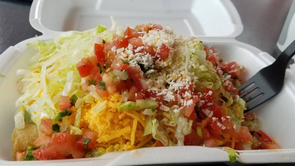 Santanas | restaurant | 7733 Palm St #108, Lemon Grove, CA 91945, USA | 6194631027 OR +1 619-463-1027