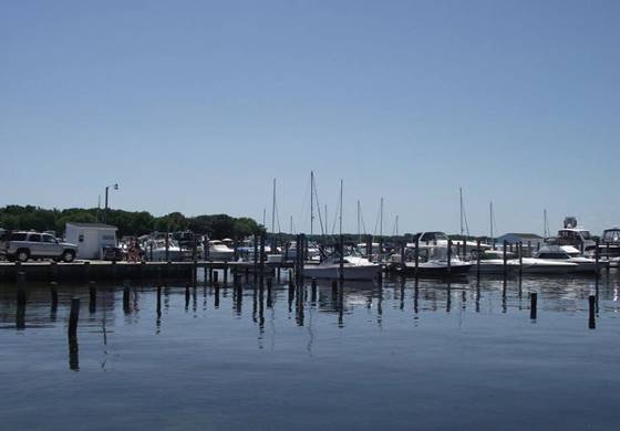 Long Beach Marina | restaurant | 800 Chester Rd, Middle River, MD 21220, USA | 4103357547 OR +1 410-335-7547