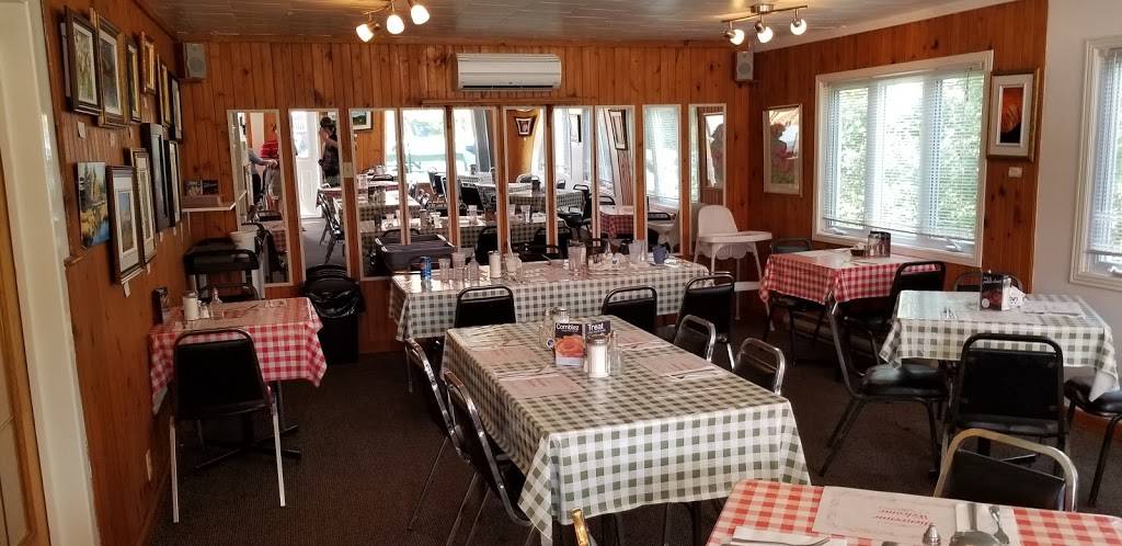 Casse-Croute Sue-Ellen | restaurant | 408 Route 105, Kazabazua, QC J0X 1X0, Canada | 8194673110 OR +1 819-467-3110