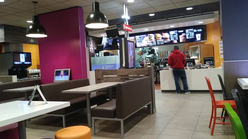 McDonalds | cafe | 14454 E Foothill Blvd, Fontana, CA 92335, USA | 9094297810 OR +1 909-429-7810