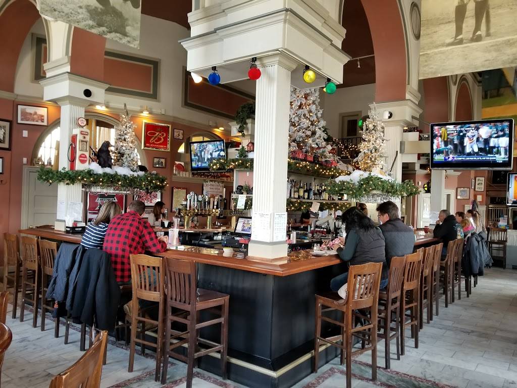 Tavern Restaurant | restaurant | 2 Broad St, Westfield, MA 01085, USA | 4135620335 OR +1 413-562-0335