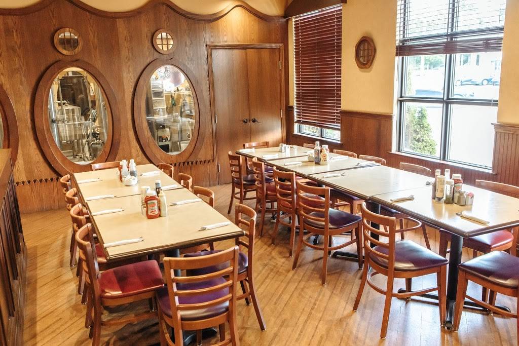 The Shire | restaurant | 385 Queensway West, Simcoe, ON N3Y 2M9, Canada | 5194293300 OR +1 519-429-3300