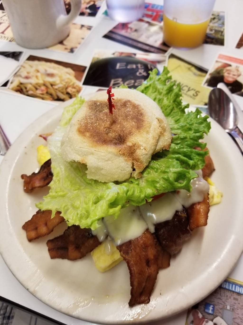 Nancys Home Cooking | restaurant | 3133 N High St, Columbus, OH 43202, USA | 6142659012 OR +1 614-265-9012