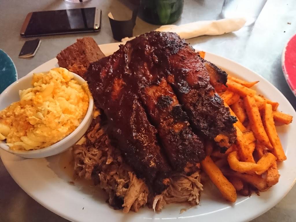 Baby Blues BBQ Philly | restaurant | 3402 Sansom St, Philadelphia, PA 19104, USA | 2152224444 OR +1 215-222-4444