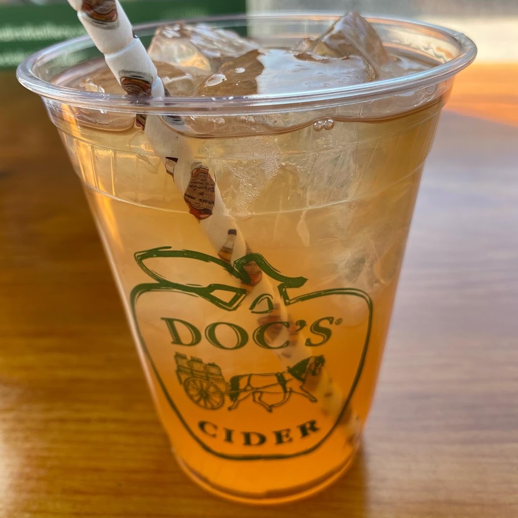 Black Dirt Bourbon Barn | restaurant | K108, Red Apple Ct, Central Valley, NY 10917, USA | 8459287290 OR +1 845-928-7290