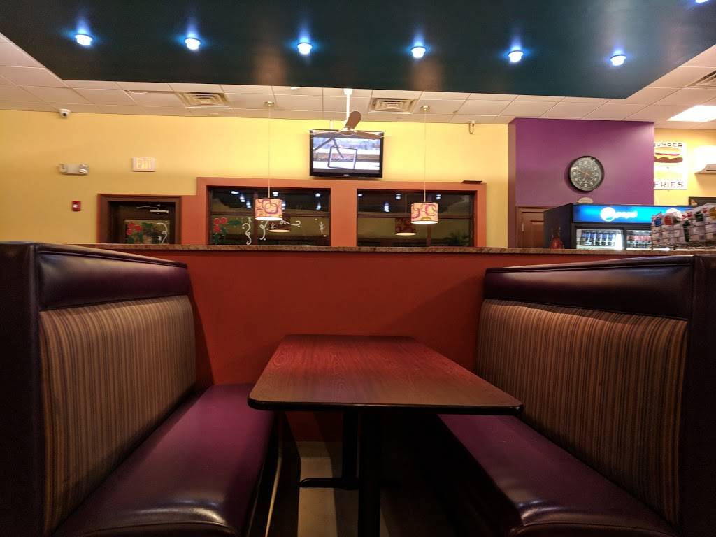 Double Gs Pizzeria and Sub Shop | meal takeaway | 303 Grove St, Braintree, MA 02184, USA | 7818436529 OR +1 781-843-6529