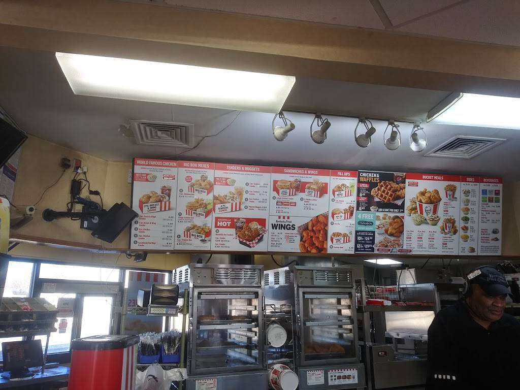 KFC | restaurant | 1260 N Nelson Dr, Derby, KS 67037, USA | 3167884161 OR +1 316-788-4161