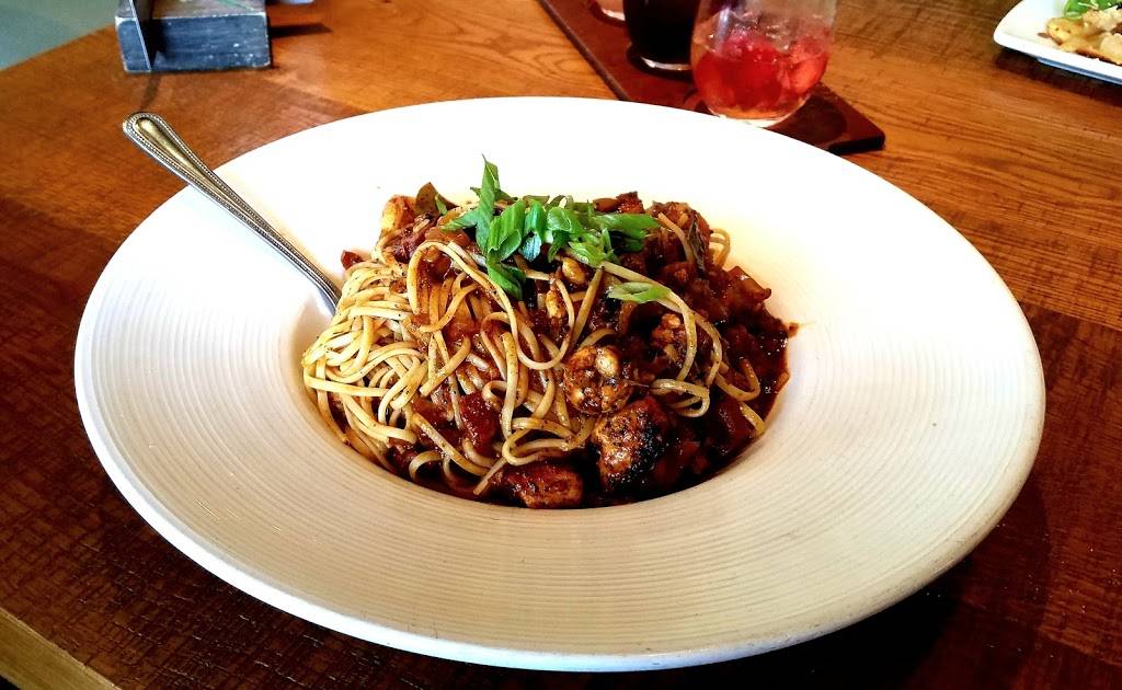 California Pizza Kitchen | restaurant | 6910 Fayetteville Rd #154, Durham, NC 27713, USA | 9193614200 OR +1 919-361-4200