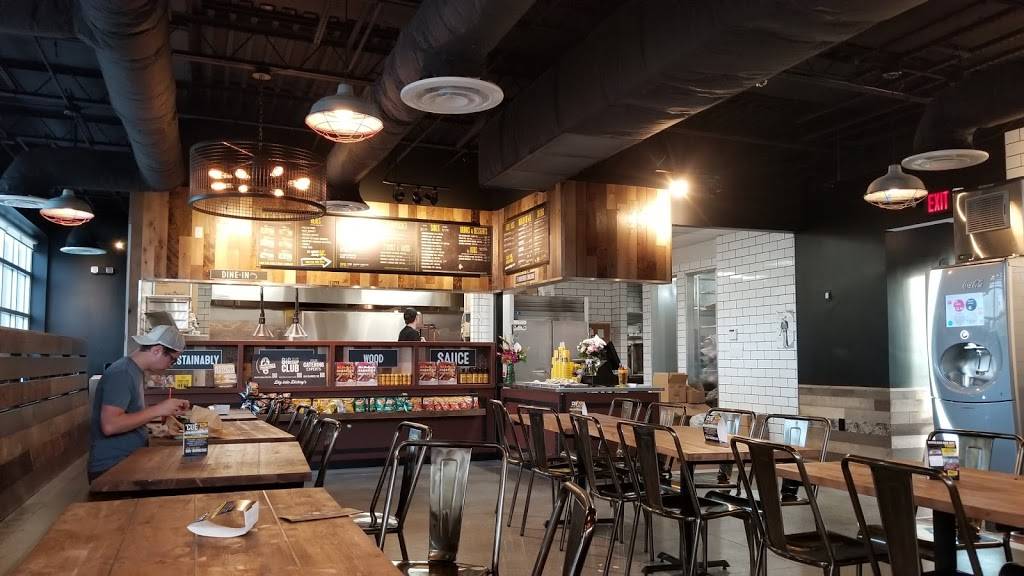 Dickeys Barbecue Pit | restaurant | 1388 W International Speedway Blvd, Daytona Beach, FL 32114, USA | 3862222000 OR +1 386-222-2000