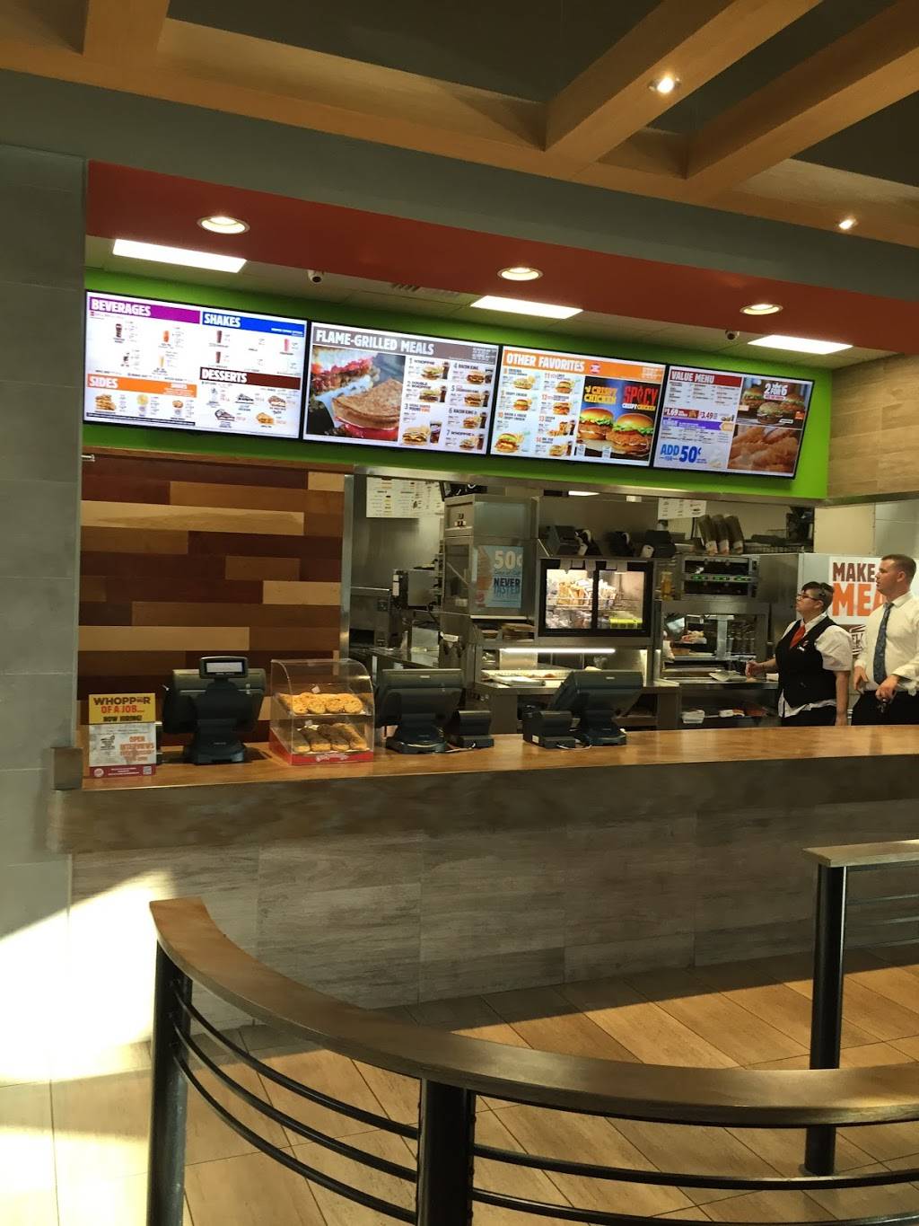 Burger King | restaurant | 3905 Southwest 40 Boulevard, Gainesville, FL 32608, USA | 3523720031 OR +1 352-372-0031