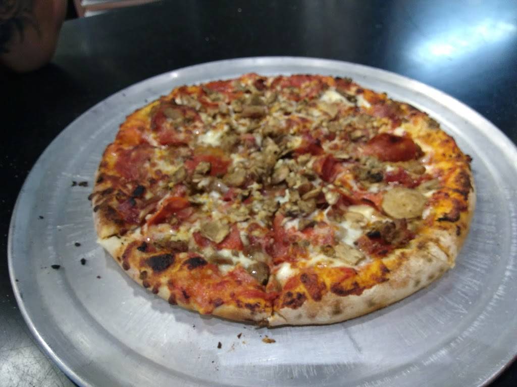 1000 Degrees Pizza Salad Wings | restaurant | 2511 W US Hwy 90, Lake City, FL 32055, USA | 3864385604 OR +1 386-438-5604