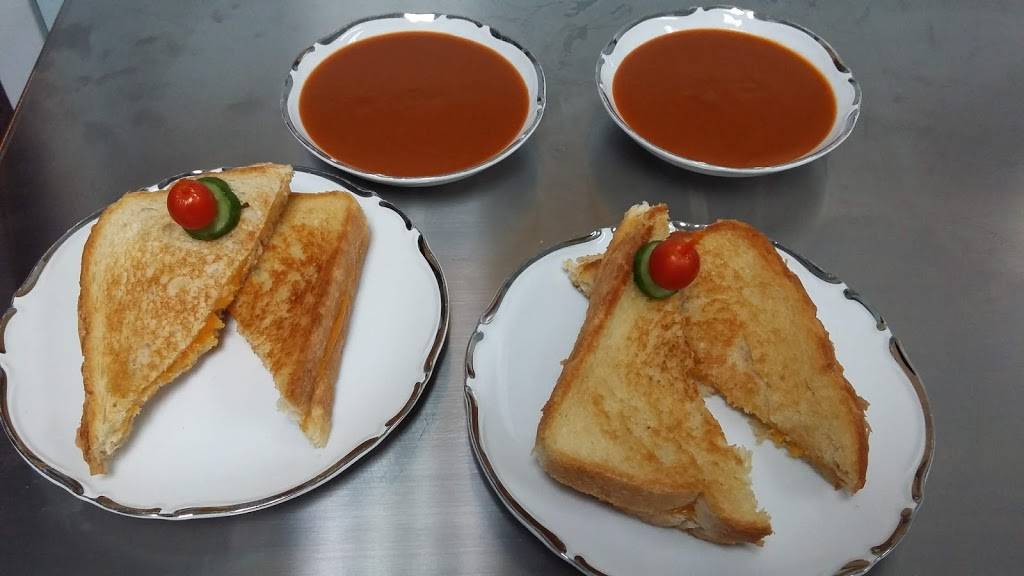 The Vine and Leaf | cafe | 477 South St suite f, Front Royal, VA 22630, USA | 5406351043 OR +1 540-635-1043