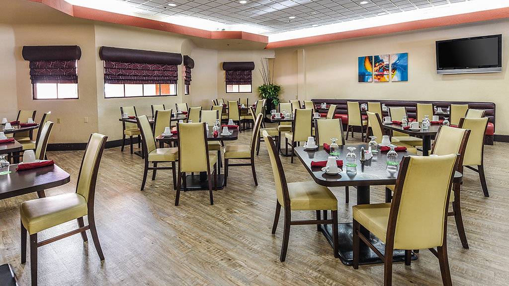 Cabos Restaurant and Lounge | night club | 777 N Pinal Ave, Casa Grande, AZ 85122, USA | 5204263500 OR +1 520-426-3500