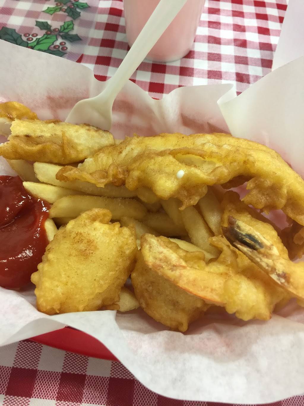 Tugboat Fish & Chips | restaurant | 150 Longbrook Way, Pleasant Hill, CA 94523, USA | 9256950012 OR +1 925-695-0012