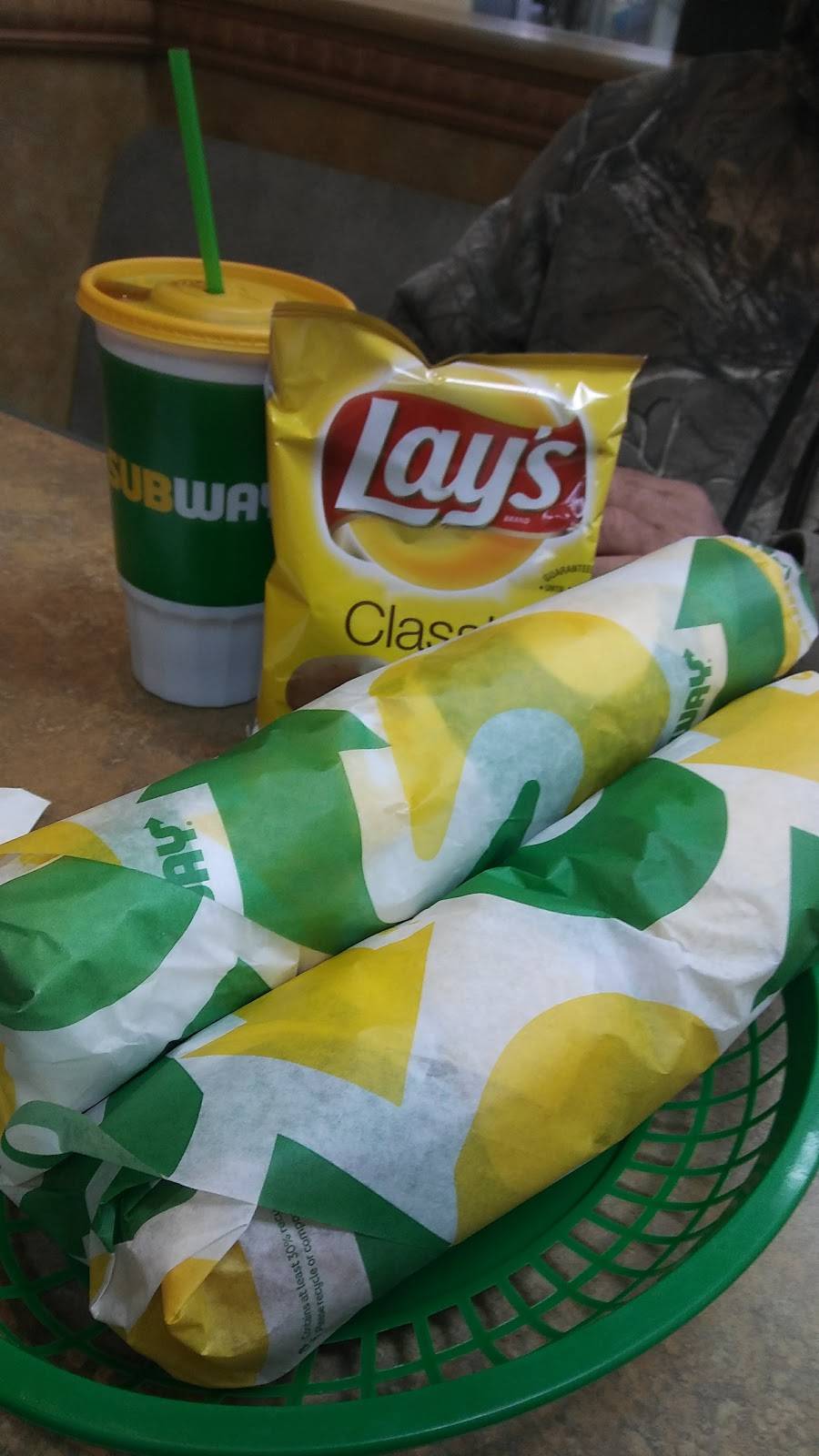 Subway | restaurant | 12271 E Main St, North East, PA 16428, USA | 8147253381 OR +1 814-725-3381