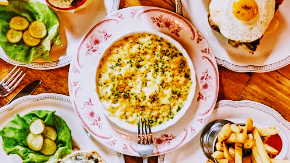 Le Song | restaurant | 443 W 15th St, New York, NY 10011, USA | 3479092946 OR +1 347-909-2946