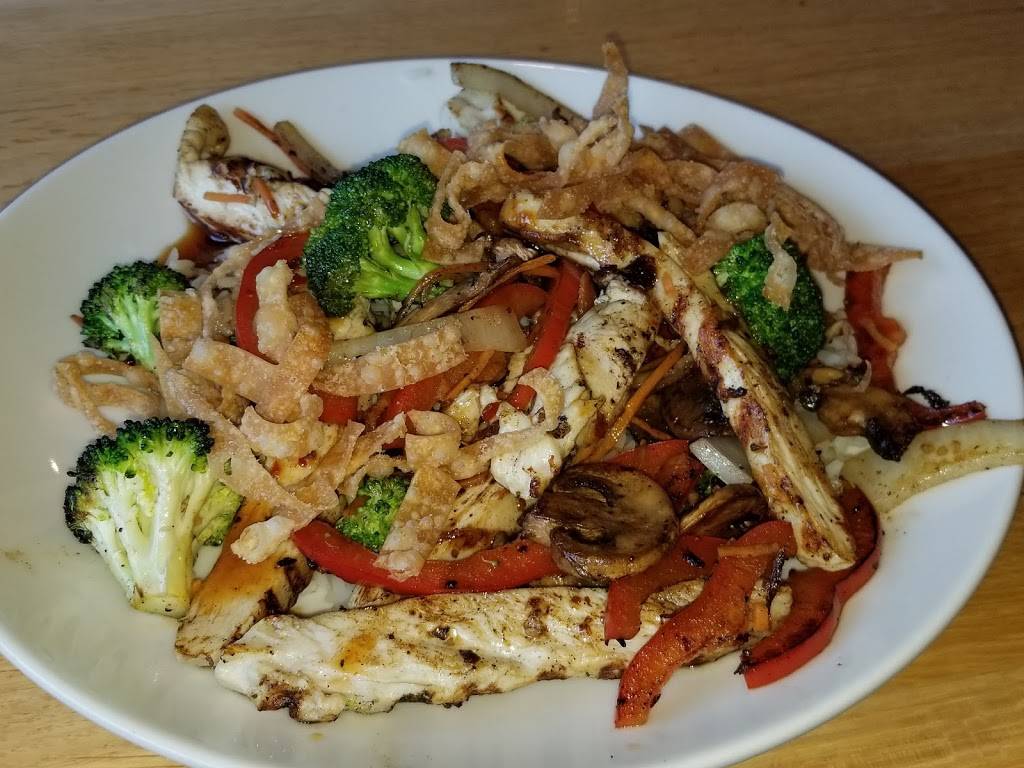 Applebees Grill + Bar | restaurant | 800 Cape Hwy, Raynham, MA 02767, USA | 5088231126 OR +1 508-823-1126