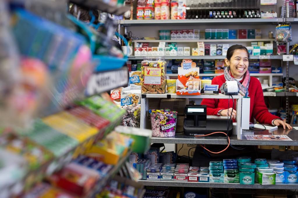 GW Delicatessen | bakery | 2133 G St NW, Washington, DC 20037, USA | 2023319391 OR +1 202-331-9391