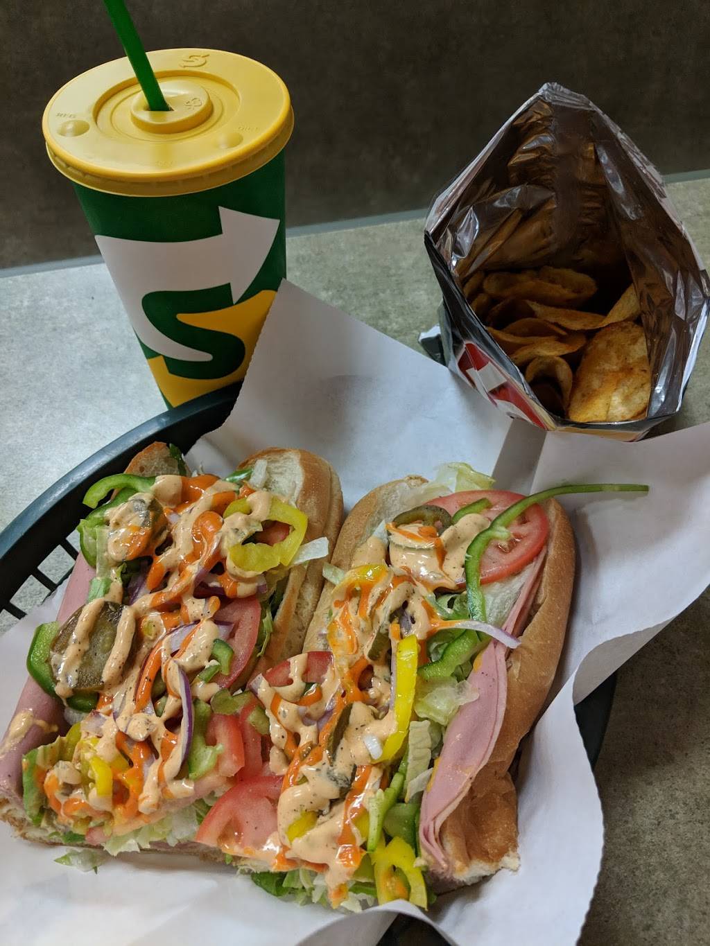 Subway | restaurant | 2700 Clearlake Rd, Cocoa, FL 32922, USA | 3216395904 OR +1 321-639-5904