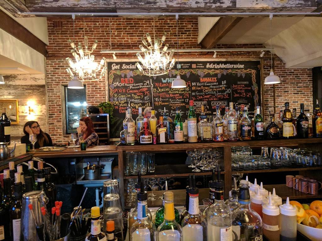 Louies Wine Dive & Clayton Kitchen | restaurant | 16 S Bemiston Ave, Clayton, MO 63105, USA | 3148759373 OR +1 314-875-9373