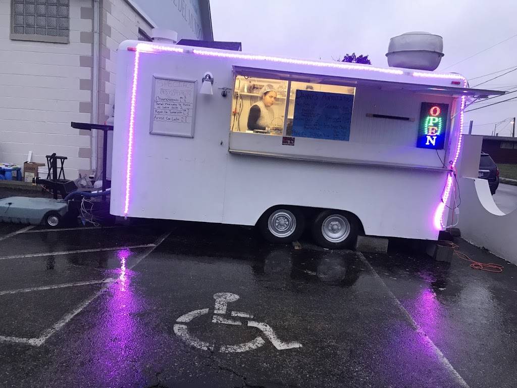 Danny’s Antojitos | restaurant | 39 Light St, Dayton, OH 45404, USA | 9379001816 OR +1 937-900-1816