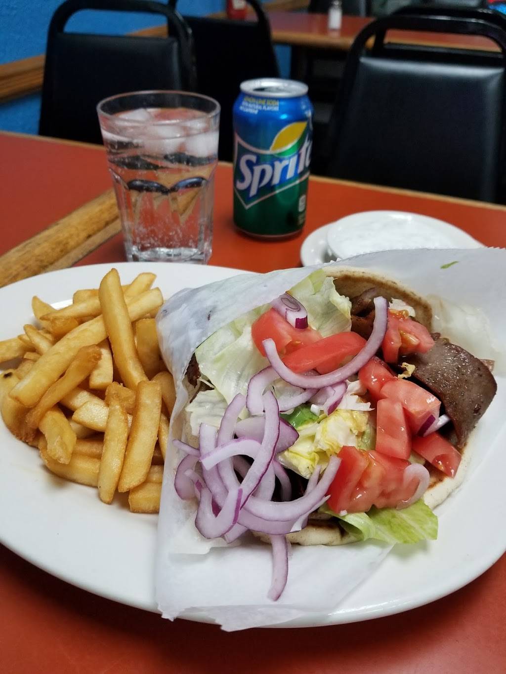 Souvlaki Stop | restaurant | 111 Mineola Blvd, Mineola, NY 11501, USA | 5167473458 OR +1 516-747-3458