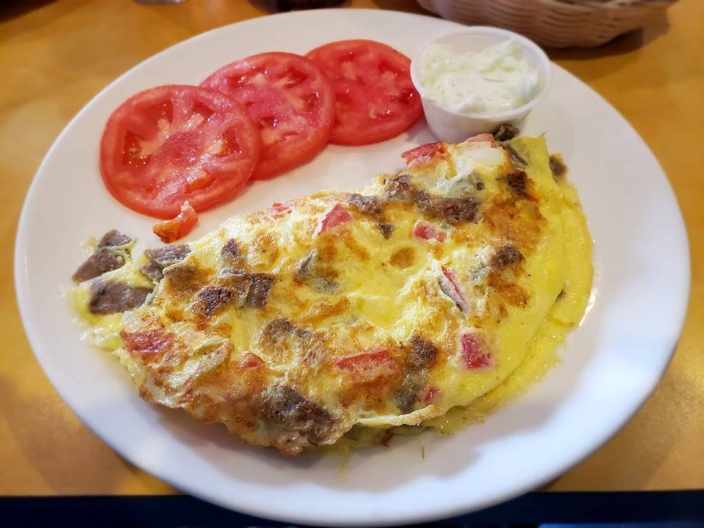 Victorias Family Restaurant | restaurant | 370 N Courtenay Pkwy, Merritt Island, FL 32953, USA | 3214591656 OR +1 321-459-1656