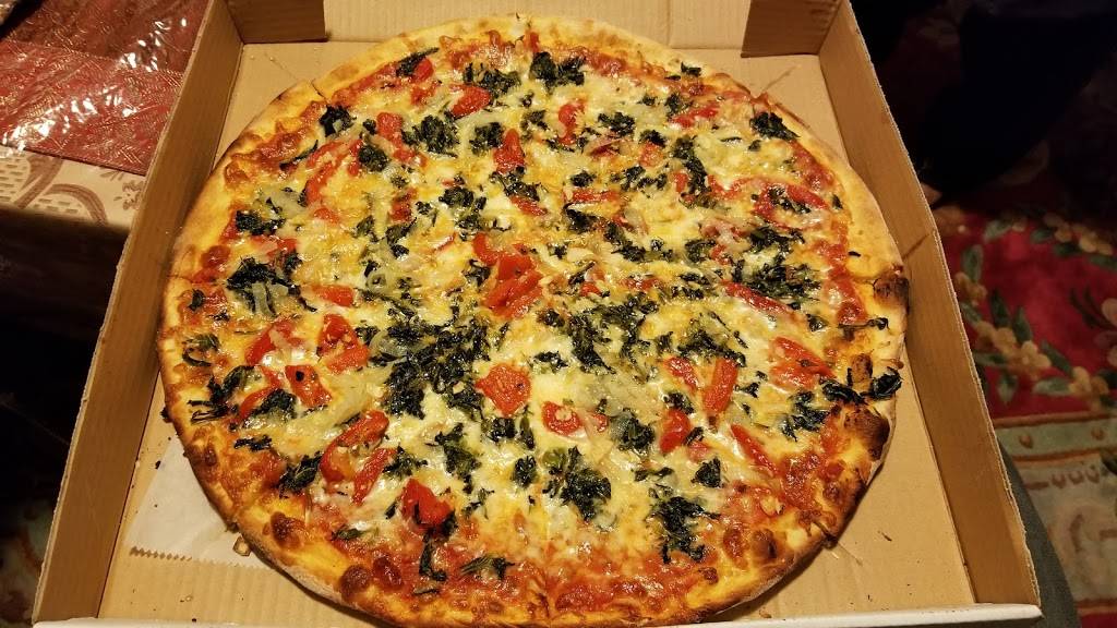 Marios Pizzeria | restaurant | 123 Cherry St, Naugatuck, CT 06770, USA | 2037235850 OR +1 203-723-5850