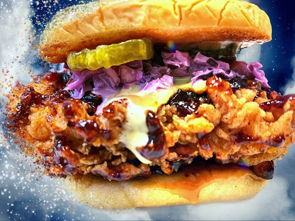 Laurens Chicken Burger | restaurant | 1630 Lemoine Ave, Fort Lee, NJ 07024, USA | 2014820499 OR +1 201-482-0499