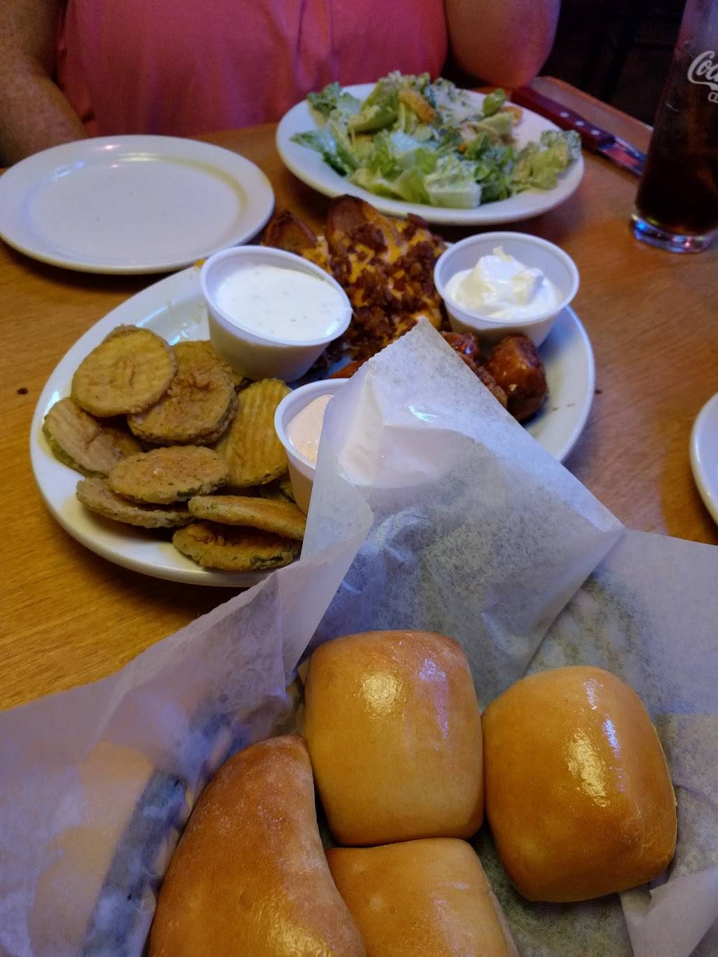Texas Roadhouse | restaurant | 228 Peculiar Dr, Belton, MO 64012, USA | 8163227427 OR +1 816-322-7427