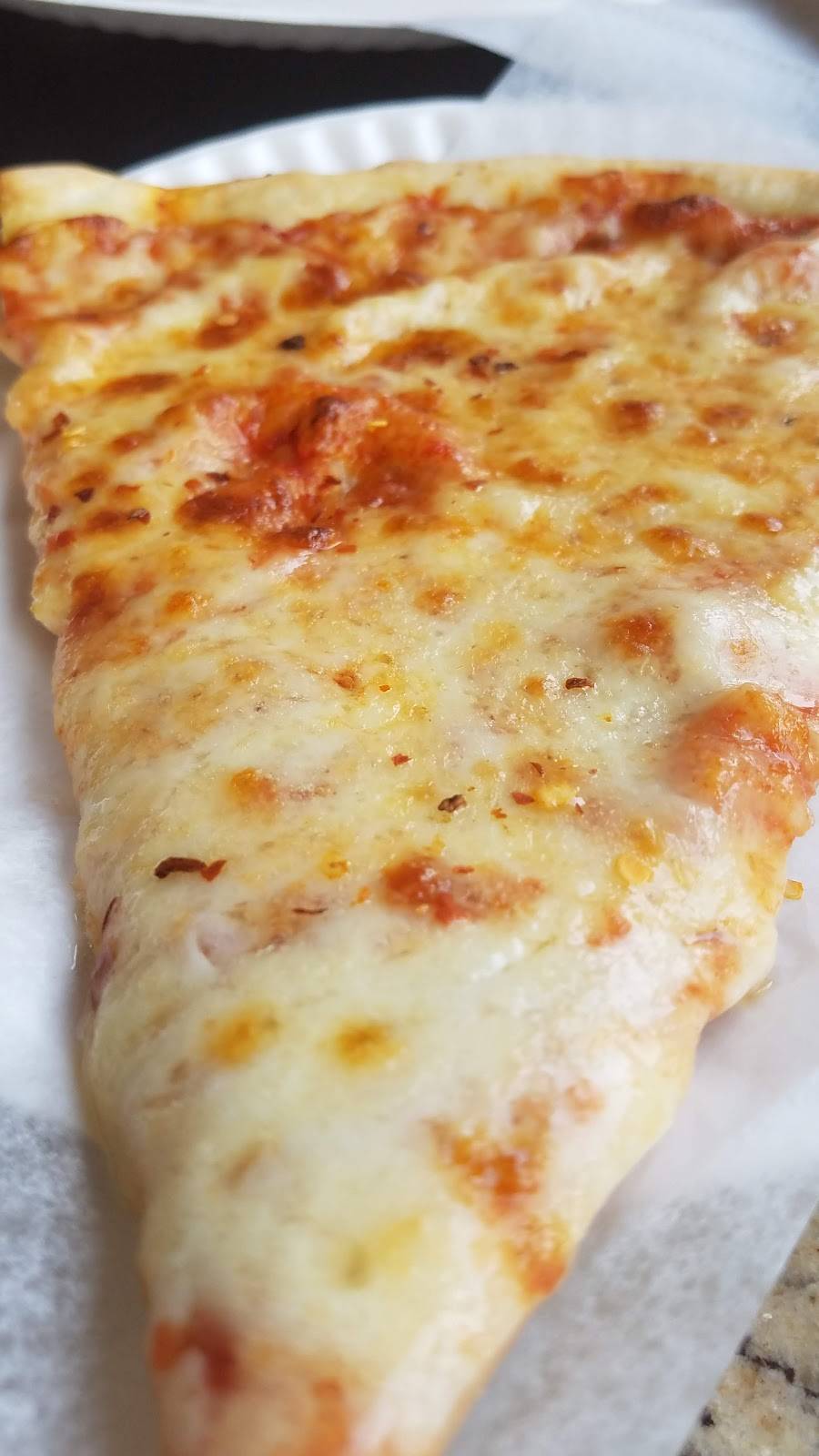 Freddys Pizzeria | restaurant | 1266 150th St, Whitestone, NY 11367, USA | 7187674502 OR +1 718-767-4502