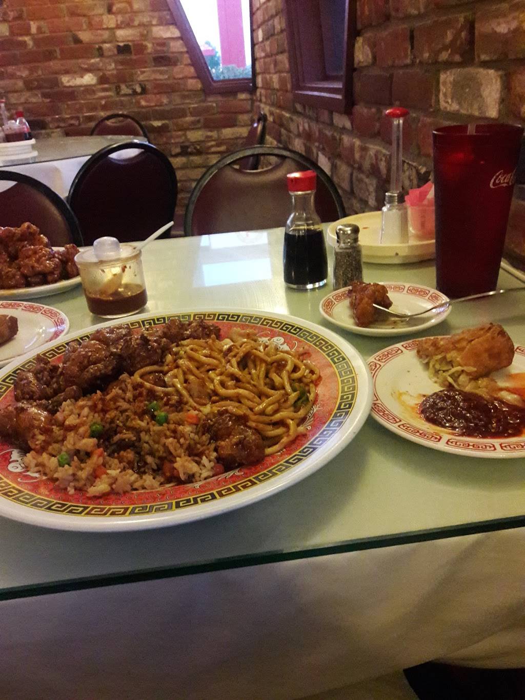 China House | restaurant | 400 E F St, Oakdale, CA 95361, USA | 2098475100 OR +1 209-847-5100