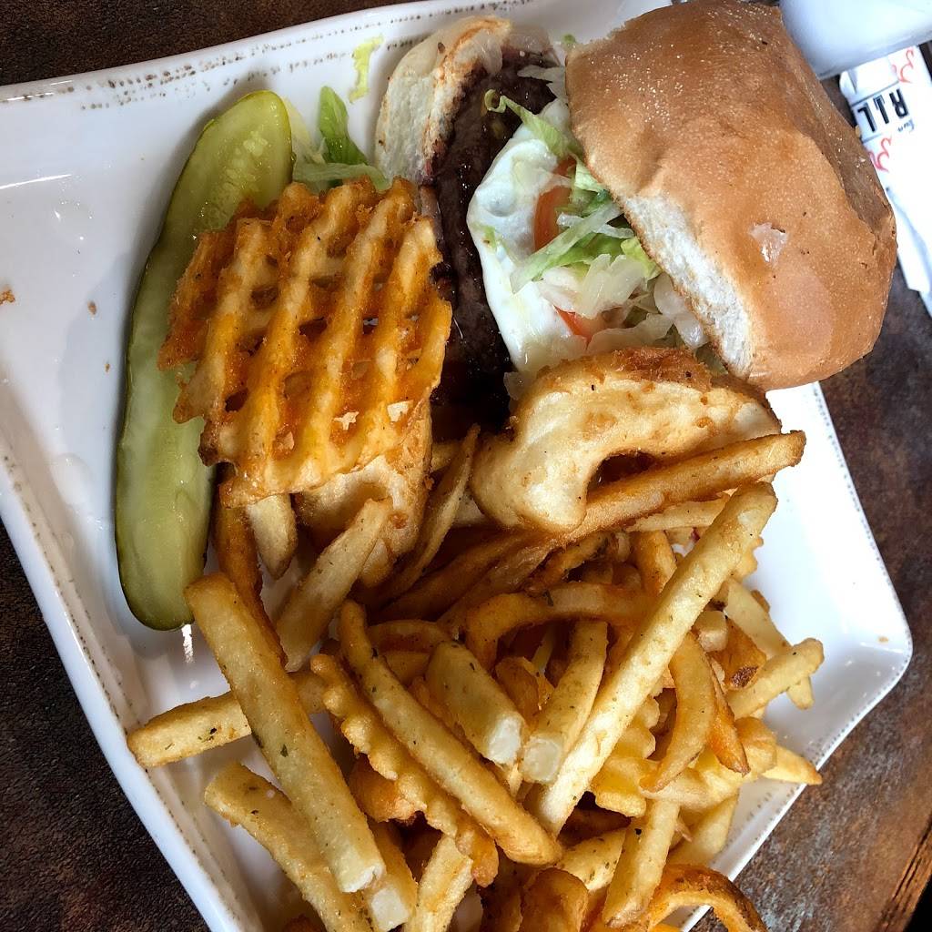 Midtown Grill | restaurant | 8913 W North Ave, Wauwatosa, WI 53226, USA | 4148376400 OR +1 414-837-6400