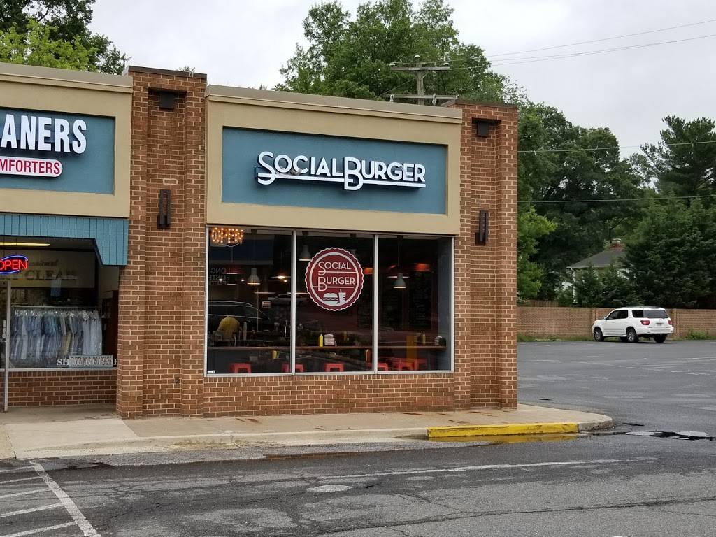 Social Burger | restaurant | 350 Maple Ave W, Vienna, VA 22180, USA | 7033645420 OR +1 703-364-5420