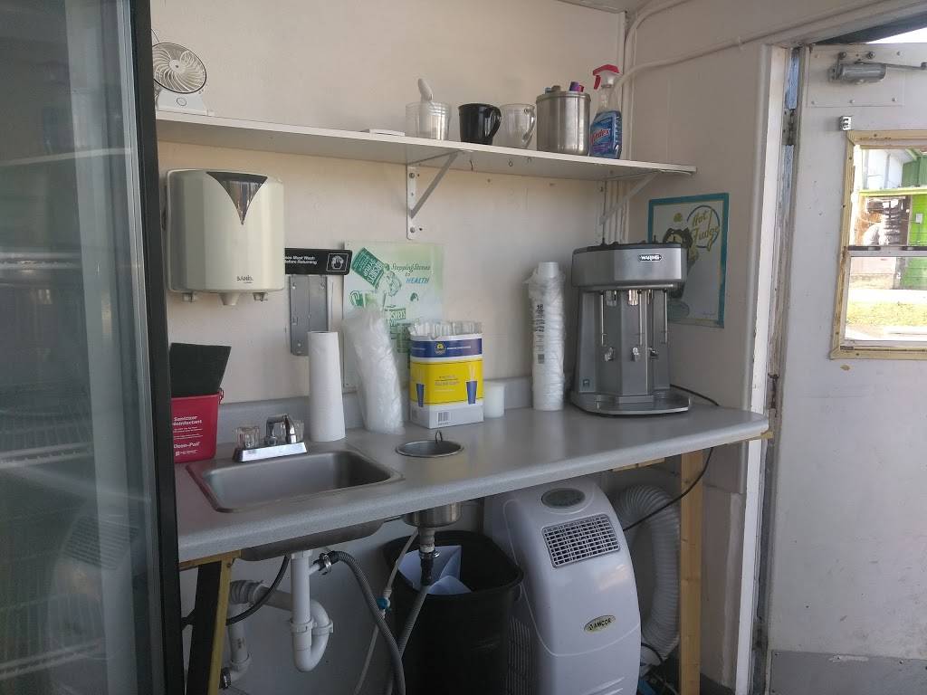 Marinos Family Grille | restaurant | 5017 Gall Blvd, Zephyrhills, FL 33542, USA | 8137791787 OR +1 813-779-1787