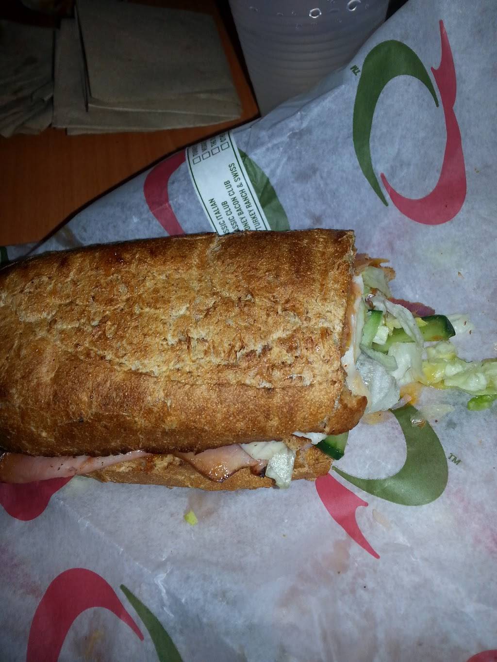 Quiznos | restaurant | 3969 Montrose Rd Ste 7, Niagara Falls, ON L2H 3A1, Canada | 9053547733 OR +1 905-354-7733