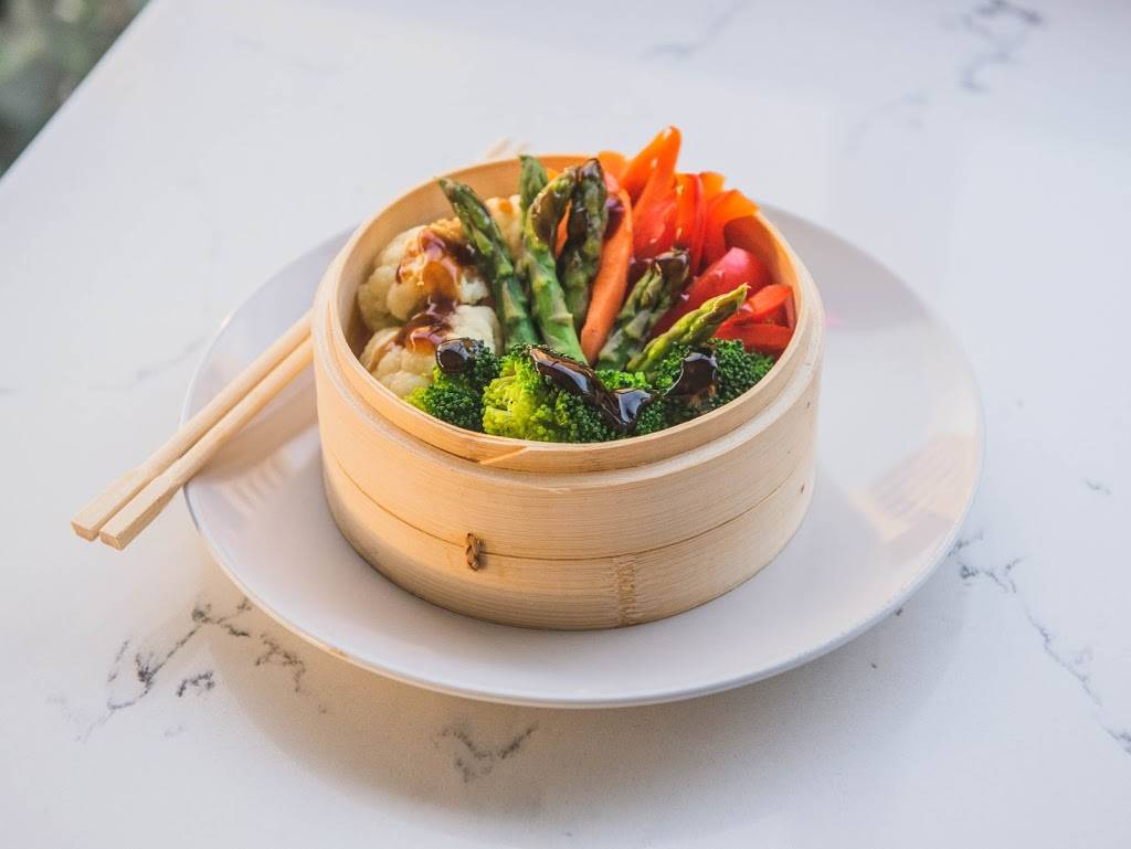 Qi Steam Kitchen | restaurant | 5966 W Olympic Blvd, Los Angeles, CA 90036, USA | 3238799313 OR +1 323-879-9313