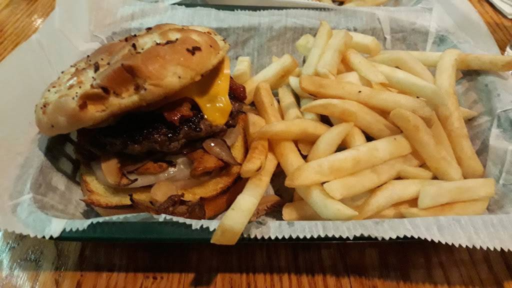 Grey Stone Tavern | restaurant | 1008 Lansing Ave, Jackson, MI 49202, USA | 5177896050 OR +1 517-789-6050