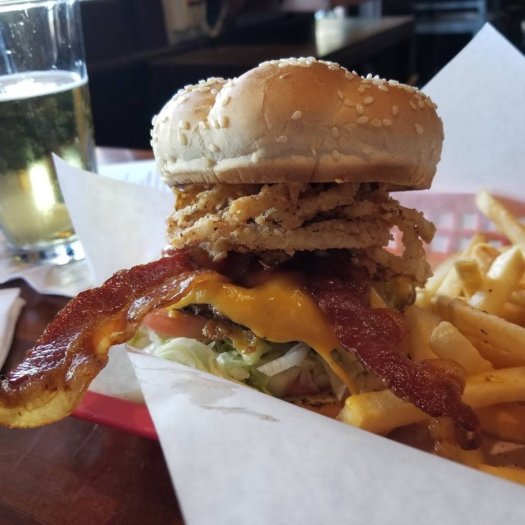 McGregors Grill | restaurant | 10475 San Diego Mission Rd, San Diego, CA 92108, USA | 6192829797 OR +1 619-282-9797