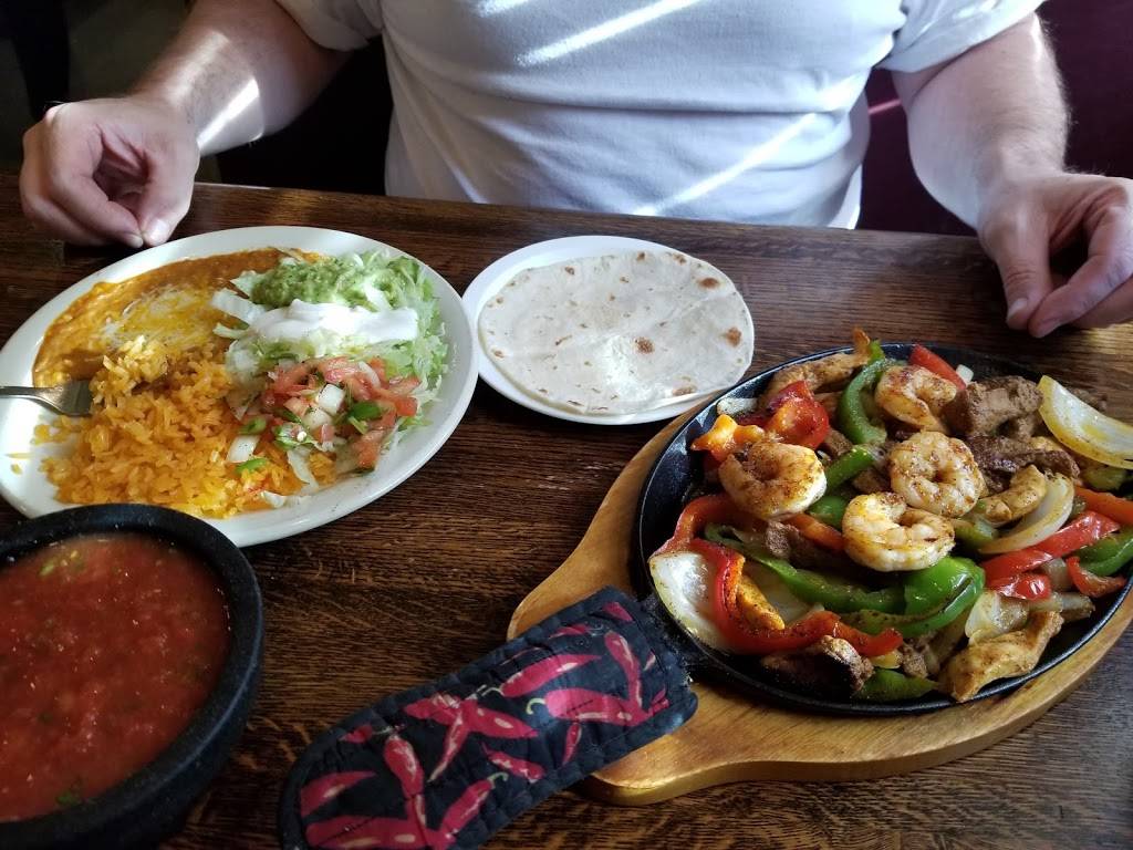 Don Juan Cantina & Grill | restaurant | 1045 Frontage Rd W, Owatonna, MN 55060, USA | 5074130787 OR +1 507-413-0787