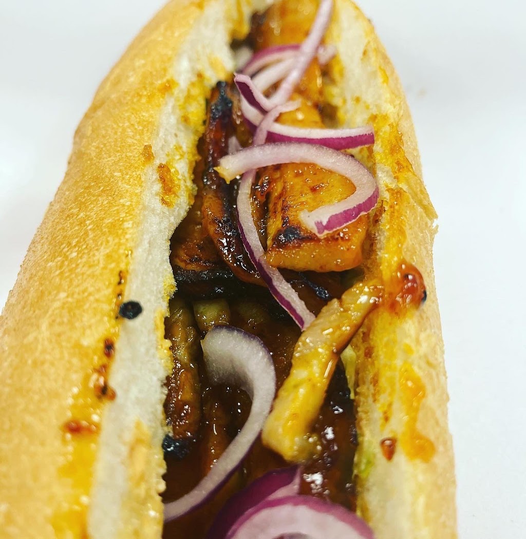 Deli @ Dwell | restaurant | 1301 N American St, Philadelphia, PA 19122, USA | 2154786000 OR +1 215-478-6000