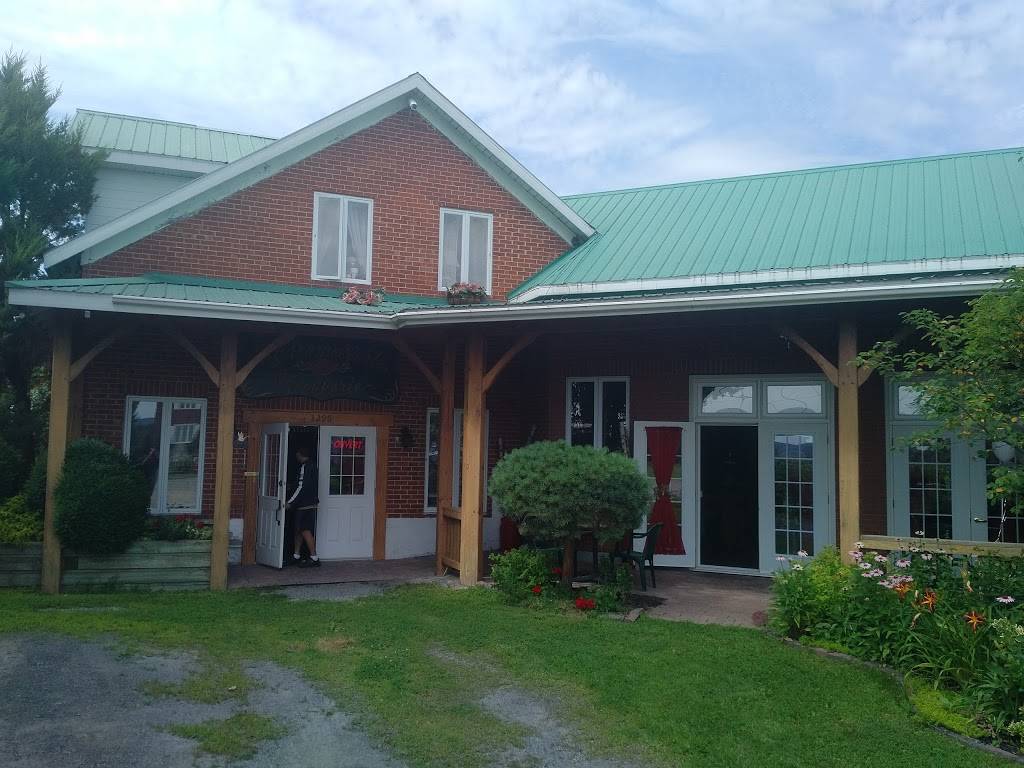 Brasserie Saint-Antoine-Abbé | restaurant | 3299 QC-209, Franklin, QC J0S 1E0, Canada | 4508264609 OR +1 450-826-4609