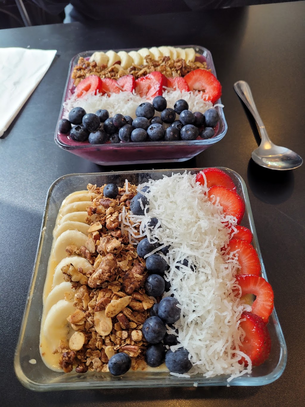 Kellys Roots Cafe And Marketplace | cafe | 13 Luzerne Rd, Queensbury, NY 12804, USA | 5187416141 OR +1 518-741-6141