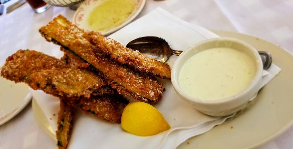 Maggianos Little Italy | restaurant | 8030 Renaissance Pkwy Suite 890, Durham, NC 27713, USA | 9195720070 OR +1 919-572-0070