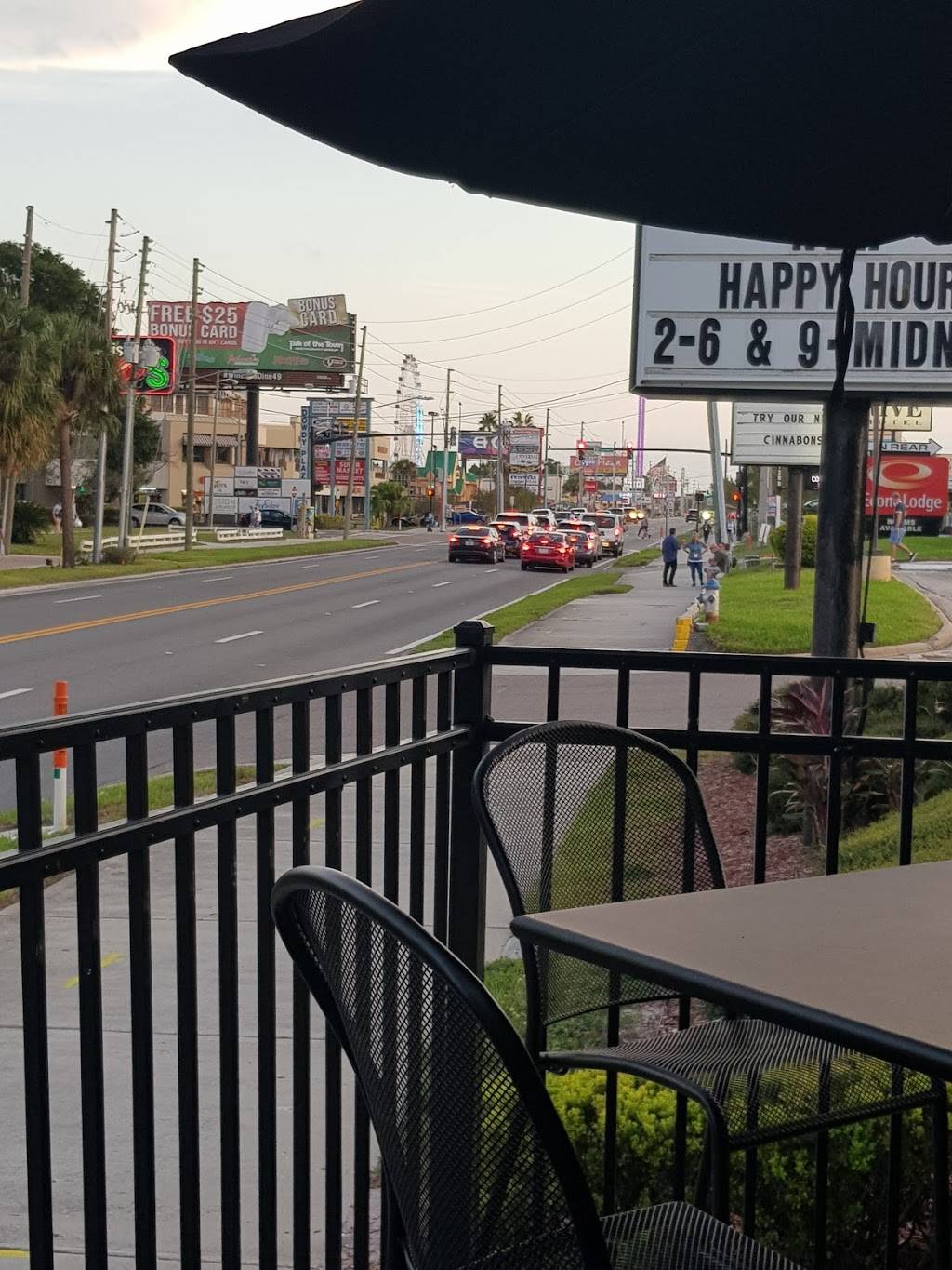 Buffalo Wild Wings | meal takeaway | 7004 International Dr, Orlando, FL 32819, USA | 4073516200 OR +1 407-351-6200