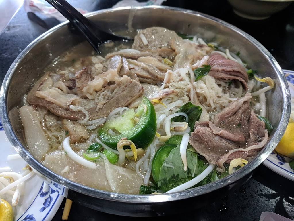 Round 3 Pho Noodle House | restaurant | 1738 1/4 Nogales St, Rowland Heights, CA 91748, USA | 6263634015 OR +1 626-363-4015