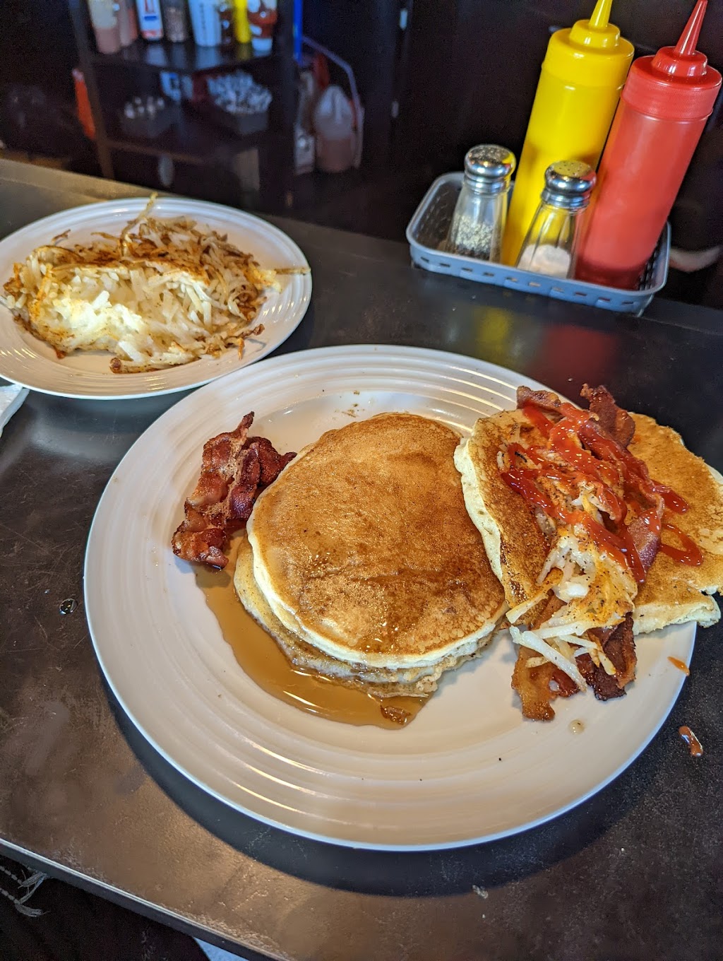 Grannys Kitchen | restaurant | 581 E Main St, Rochester, NY 14607, USA | 5854812727 OR +1 585-481-2727