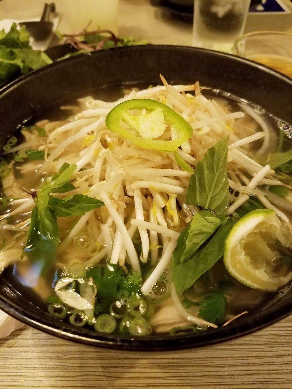 PHO Kitchen | restaurant | 5375 Napa St #104b, San Diego, CA 92110, USA | 6196845009 OR +1 619-684-5009
