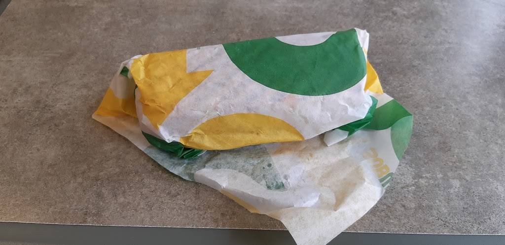 Subway | restaurant | 2424 University Ave W, Windsor, ON N9B 1E9, Canada | 5199719777 OR +1 519-971-9777